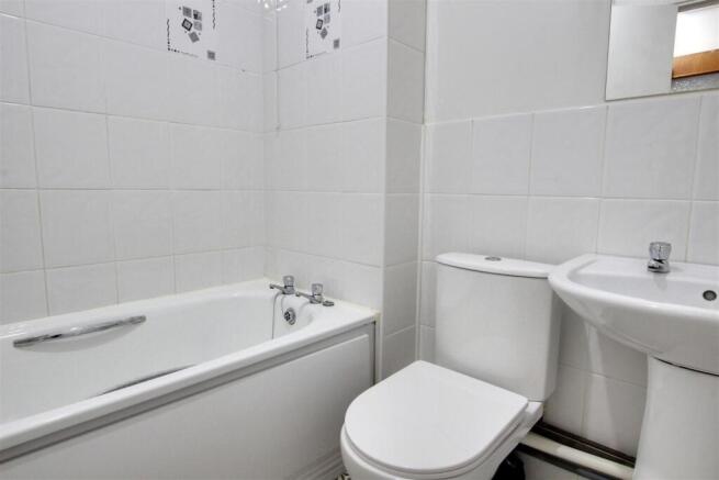 1 bed Flat for sale Image 10