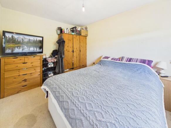3 bed Semi-Detached for sale Image 12