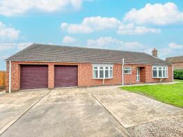 Prospect Bungalow, East Butterwick Road, East Butterwick DN17 3AF