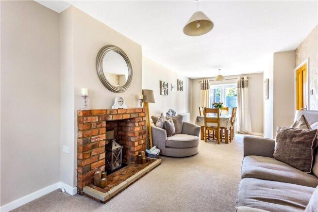 Sitting/Dining Room
