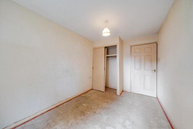 2 bed Ground Flat for sale Image 8