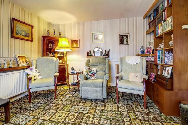 Lounge/sitting Room