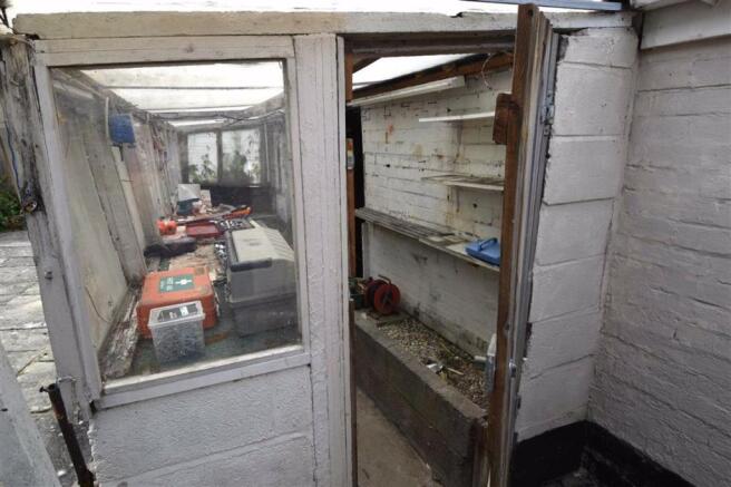 Storage shed