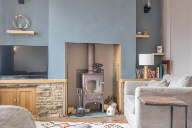 2 bed Semi-Detached to rent Image 7