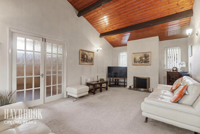 3 bed Bungalow for sale Image 10