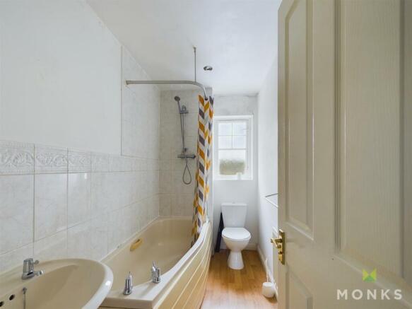 CAM01348G0-PR0098-STILL005.jpg