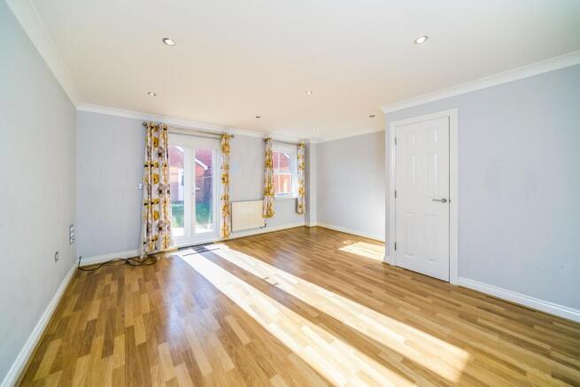 e438a571-1658-4b91-9