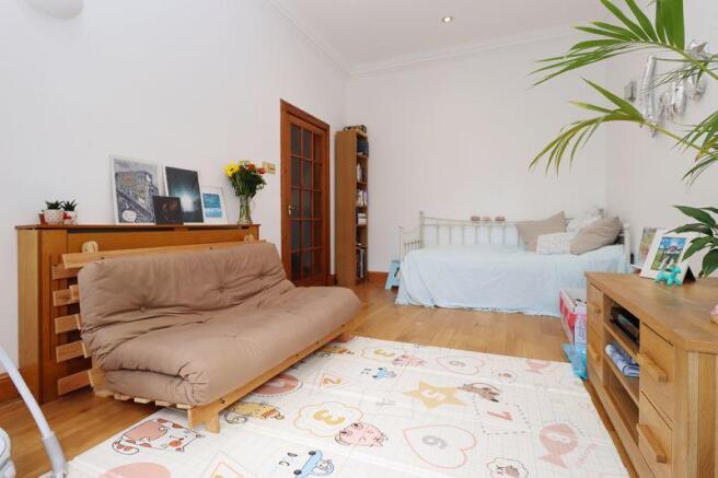 Family Room/Be...