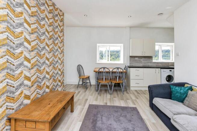 2 bed Terraced for sale Image 12