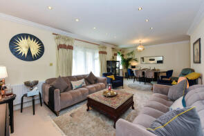 Flat 14, 1 Haddon Court, Hanbury Close, Hendon, London NW4 1QQ