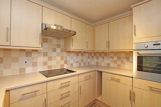 SMALL - 32SRL - Kitchen 3.jpg