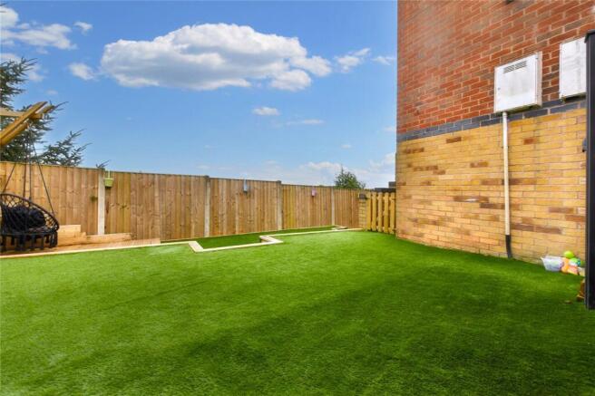 3 bed Semi-Detached for sale Image 7