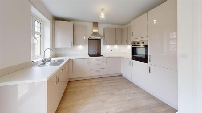 9-Platinum-Way-Kitchen.jpg
