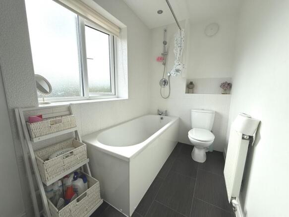 3 bed Detached for sale Image 8