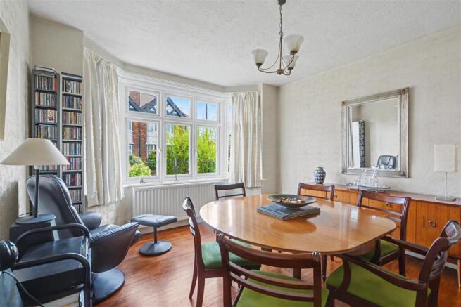 Dining Room_1.jpeg