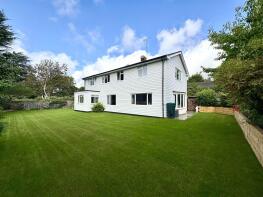 Ailsa Craig, Abberton Field, Hassocks BN6 9QD