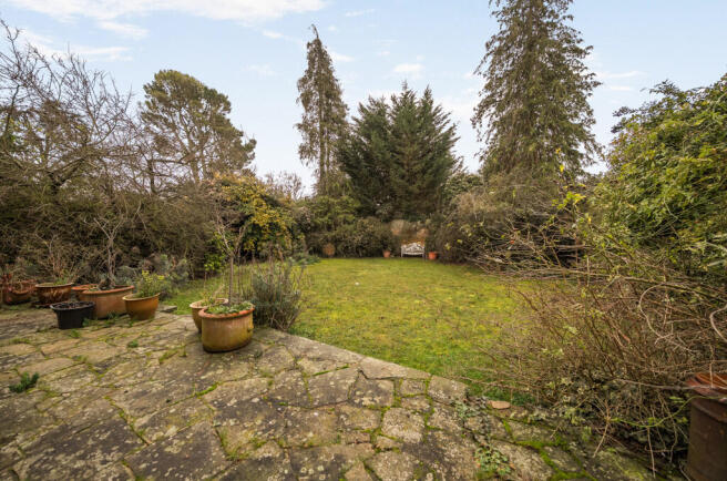 1403747-5-69733ee...