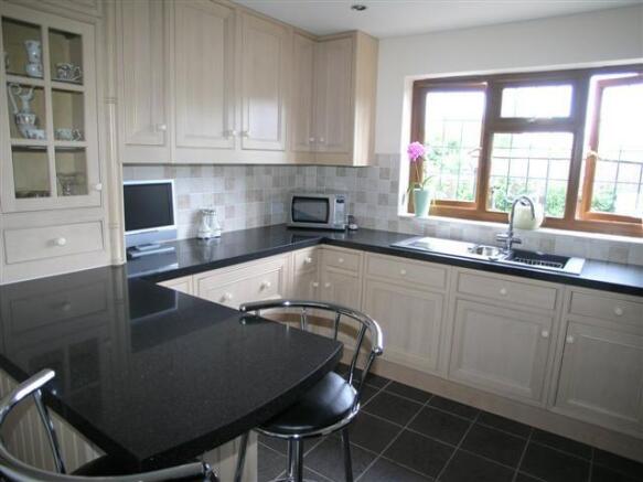 Kitchen/Breakfast Rm