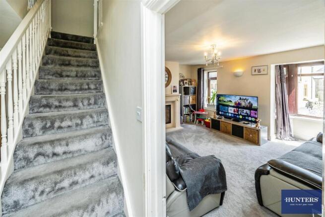 4 bed Detached for sale Image 9