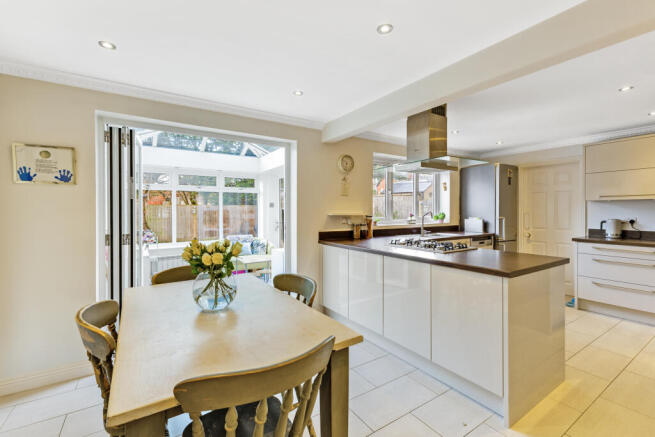 Hunters Way, Spencers Wood, Reading, RG7 photo 4
