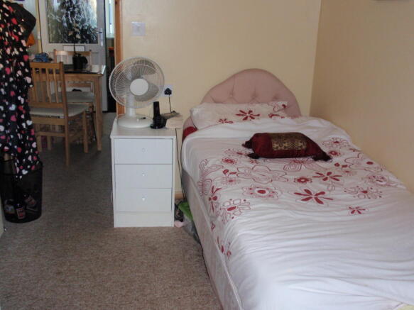 The Cabin - Bedroom