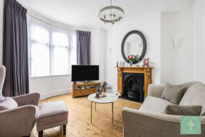 18, River Avenue, London N13 5RU
