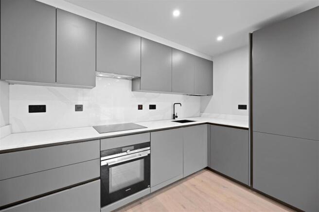 BCAR - RGF, 34 Chaucer Road - Kitchen3 (1).JPG