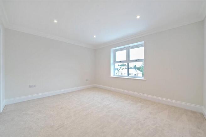 2 bed Penthouse for sale Image 12