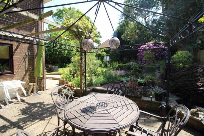 REAR PATIO, LOGGIA & SEATING AREA