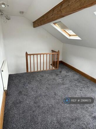 2 bed Terraced to rent Image 8