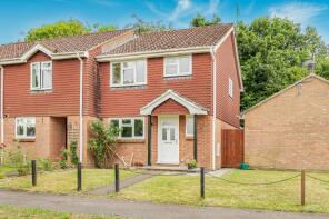 15, Campion Close, Lindford, Bordon GU35 0YG