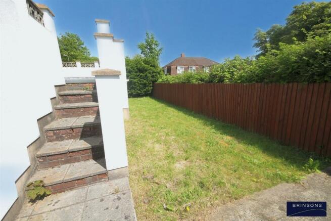 18. REAR GARDEN.jpg
