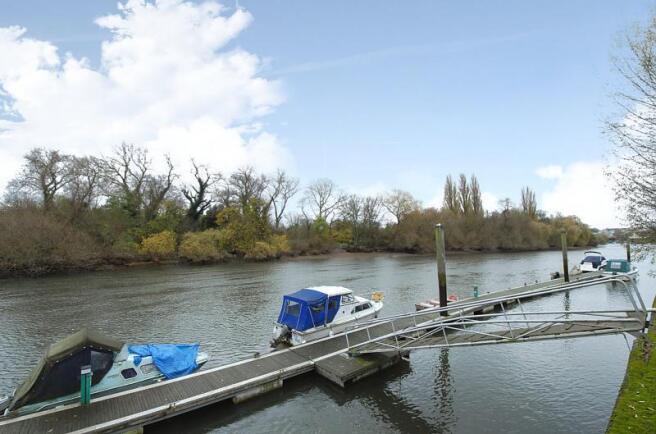 Riverside Moorings