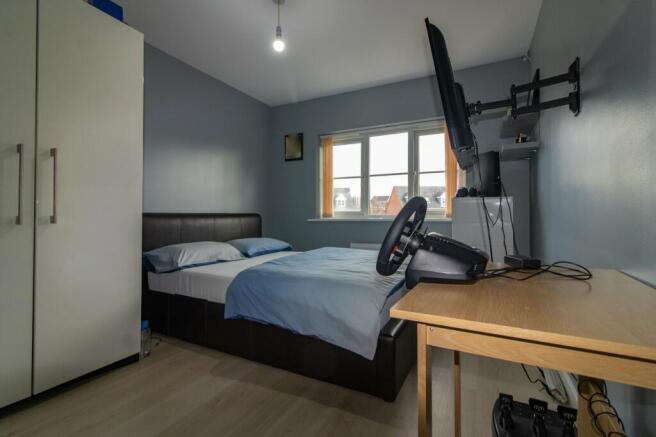 Photo 10