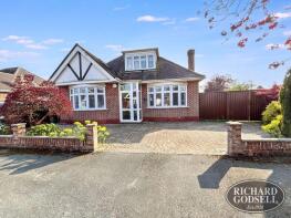 27, Chestnut Avenue, Christchurch BH23 2PW