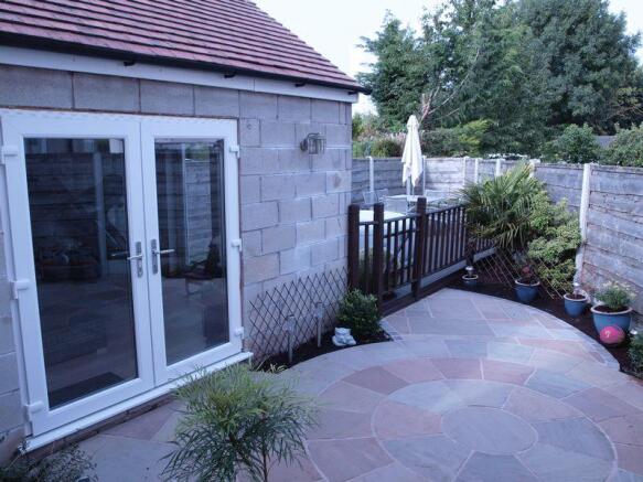 Rear Garden &a...