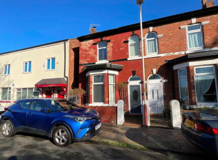 Pine Grove, Southport