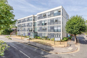 Flat 24, Phoenix House, Pyrford Road, West Byfleet KT14 6RA