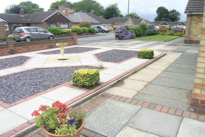 Front Garden 2