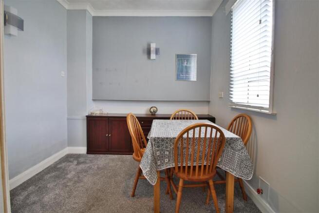 FaskineAve_DiningRoom_3.jpg