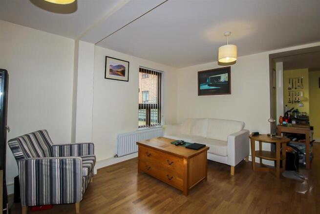 1 bed Apartment for sale Image 4