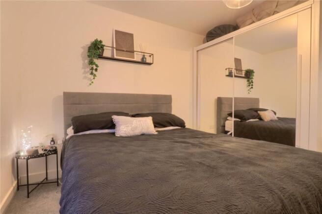 3 bed Semi-Detached for sale Image 12