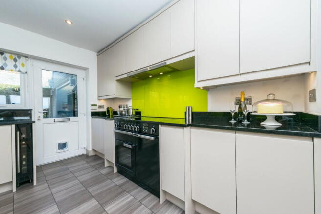 3 bed Detached for sale Image 6