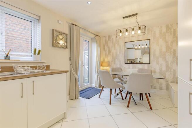 Exquisite Integrated Dining Kitchen