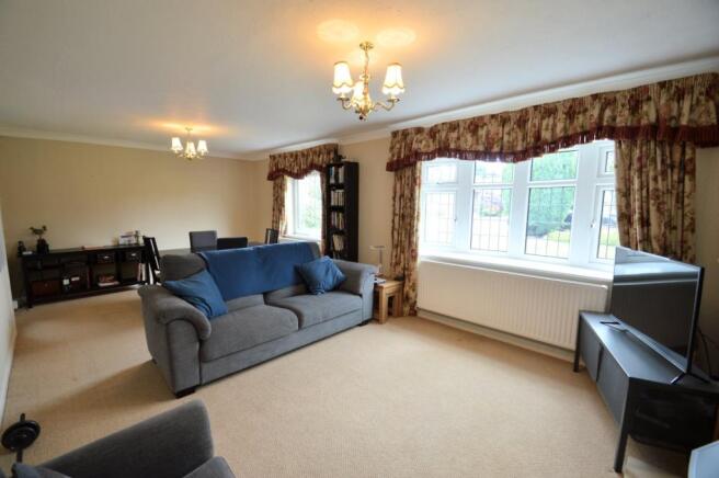 Living Dining Room