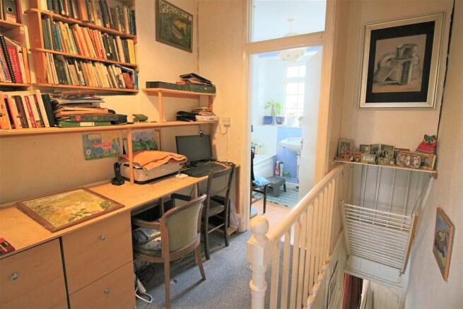 Photo 8