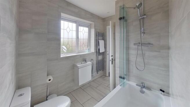Norman-Avenue-Bathroom 3.jpg