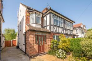 35, Hall Lane, Hendon, London NW4 4TJ