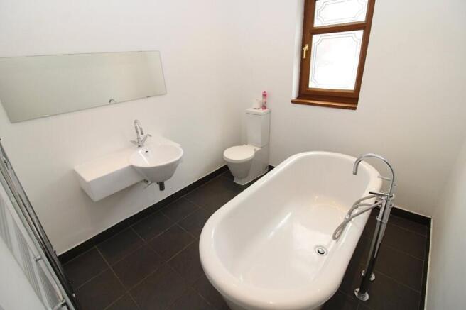 2 bed Terraced for sale Image 10