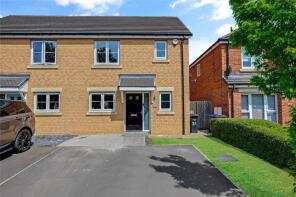 31, Low Gill View, Middlesbrough TS7 8AX